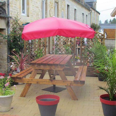 Вилла Le Marioly Tilly-sur-Seulles Экстерьер фото