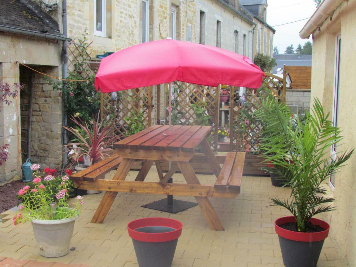 Вилла Le Marioly Tilly-sur-Seulles Экстерьер фото